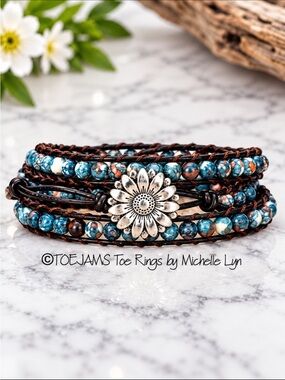 FRIENDSHIP BRACELET Daisy Button Leather and Quartz Adjustable Wrap Hand…